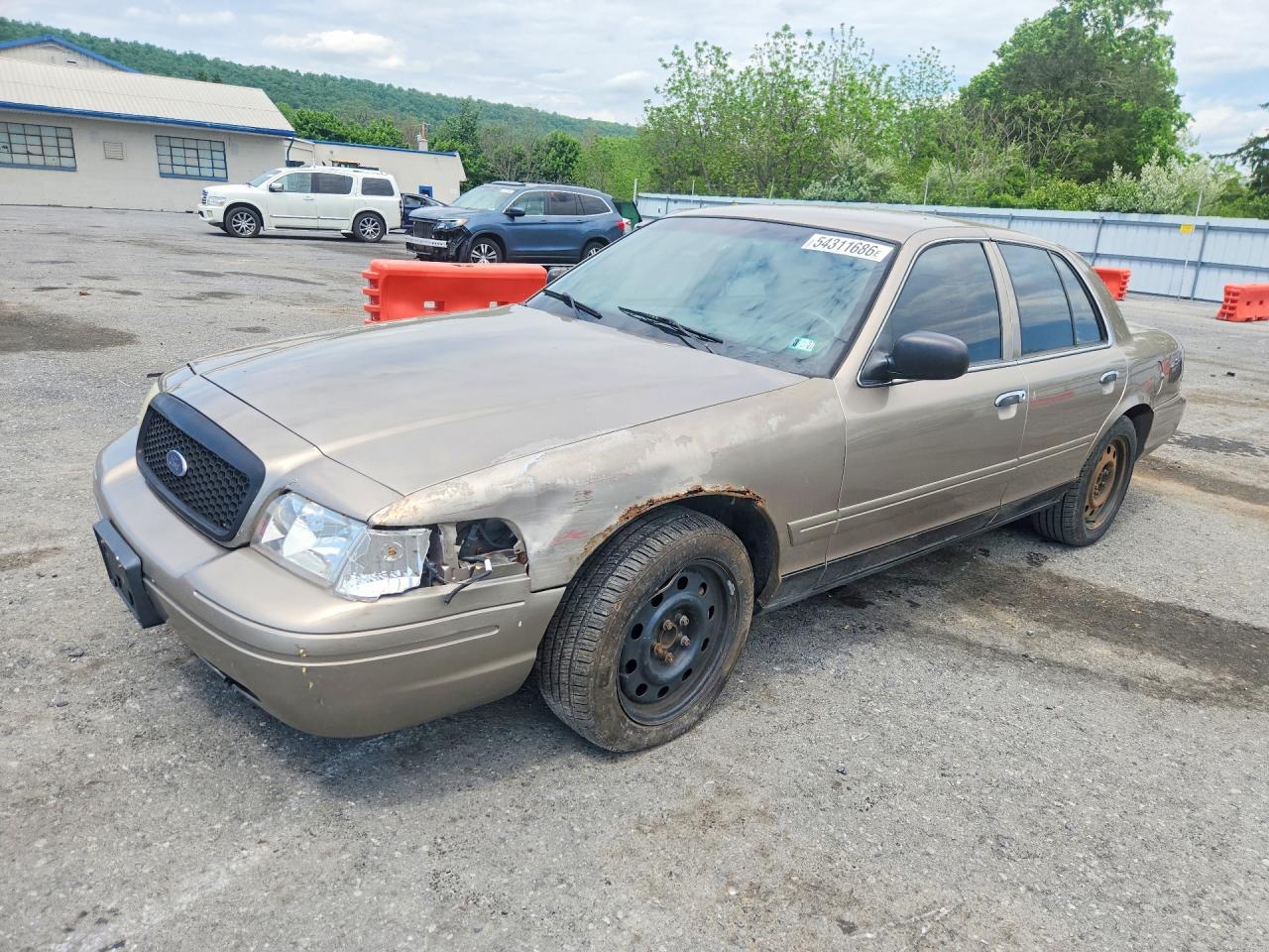 2007 Ford Police Interceptor, VIN 2FAHP71W87X106143 — Front end