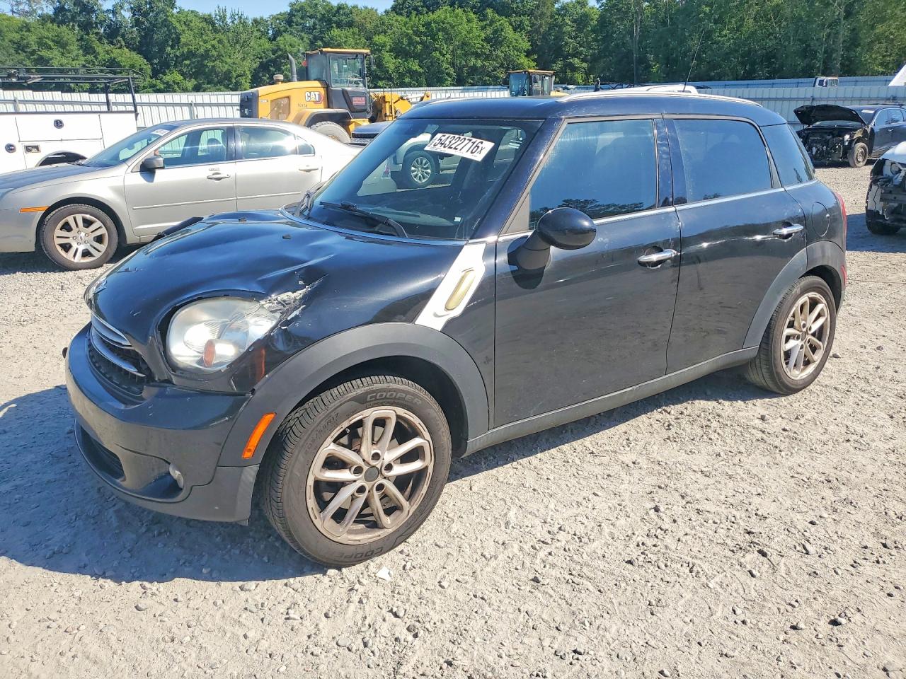2015 MINI Countryman, VIN WMWZB3C53FWR45408 — Front end