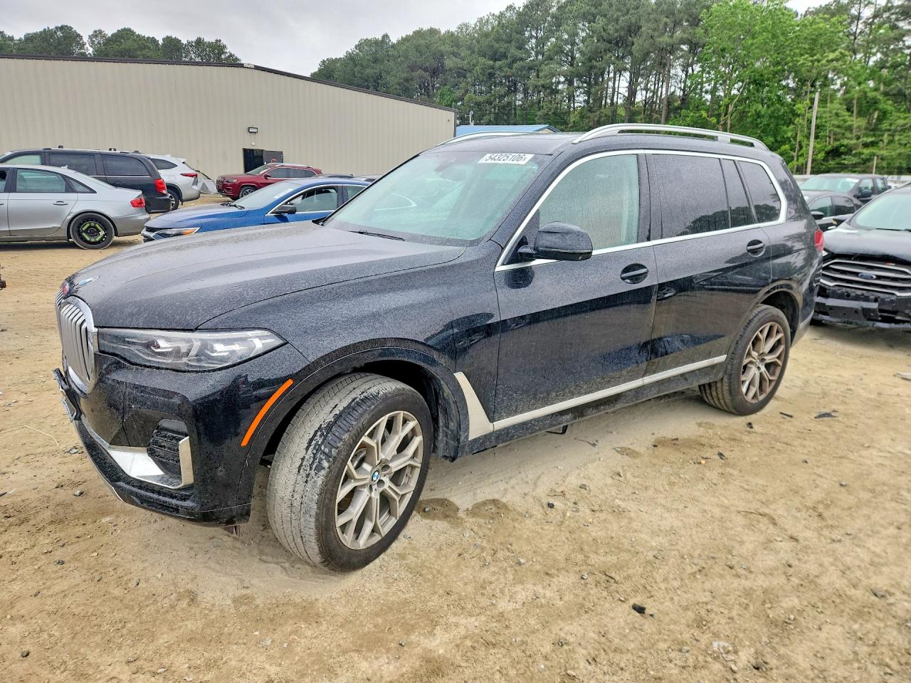 2020 BMW X7 xDrive40i, VIN 5UXCW2C04L0E74736 — Missing or altered VIN
