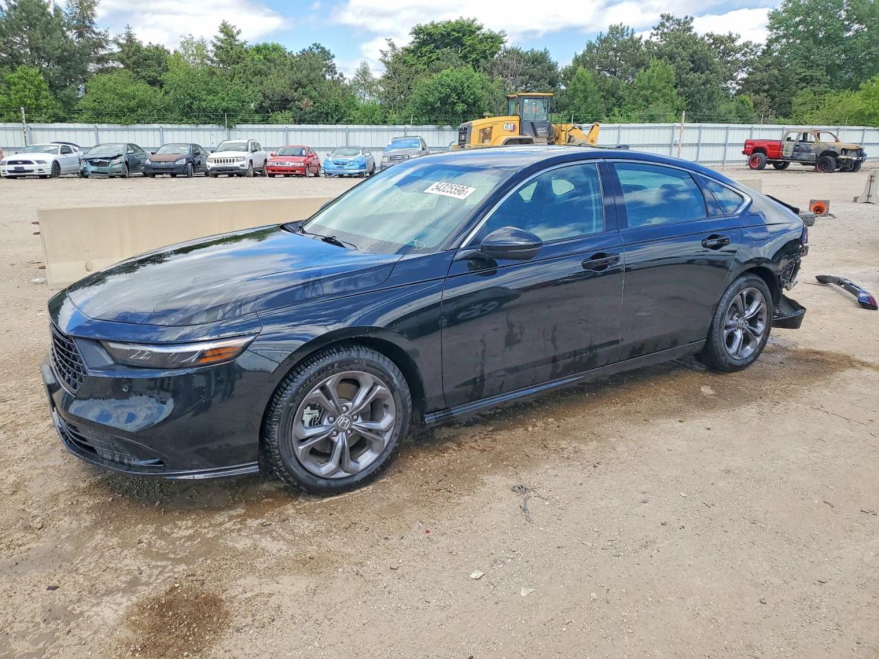 2025 Honda Accord EX-L, VIN 1HGCY2F61SA035951 — Зад