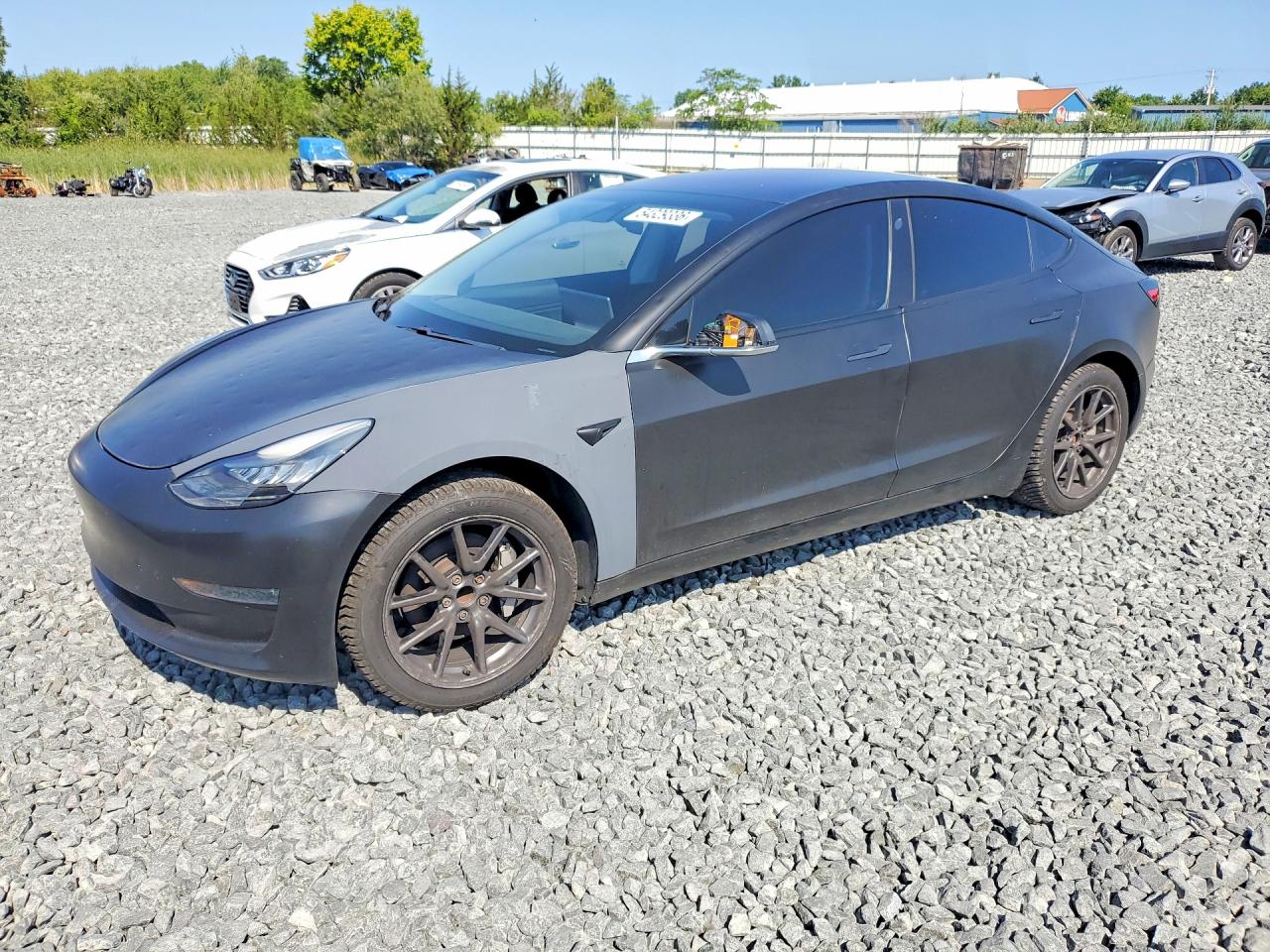 2018 Tesla Model 3 Long Range Battery, VIN 5YJ3E1EA7JF018553 — Град