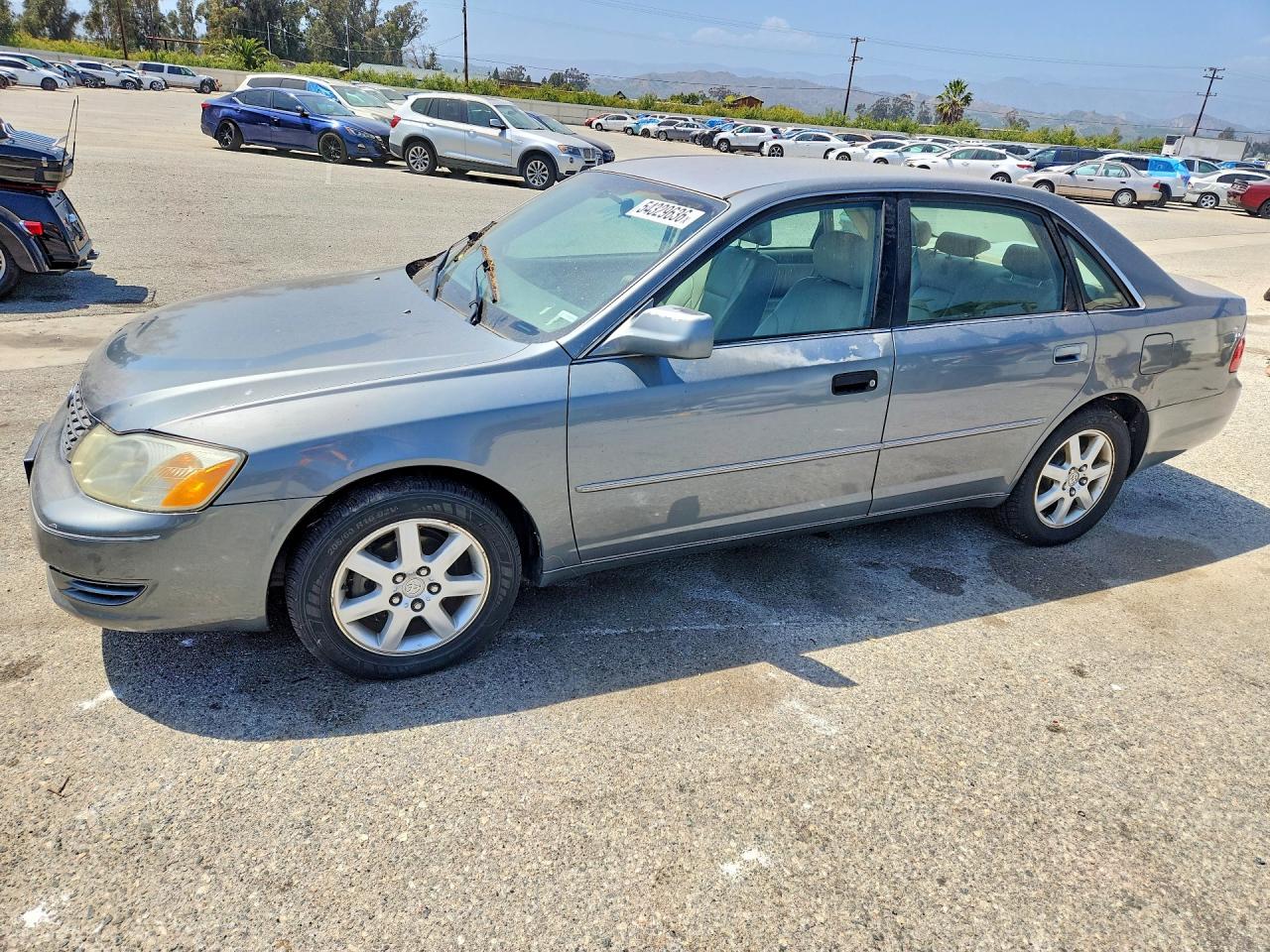 2004 Toyota Avalon XLS, VIN 4T1BF28B84U368199 — Minor dents and scratches