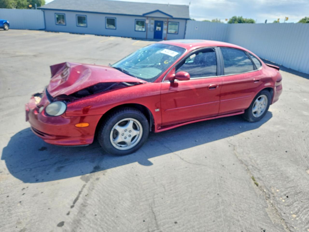 1997 Ford Taurus SHO, VIN 1FALP54NXVA271960 — Front end