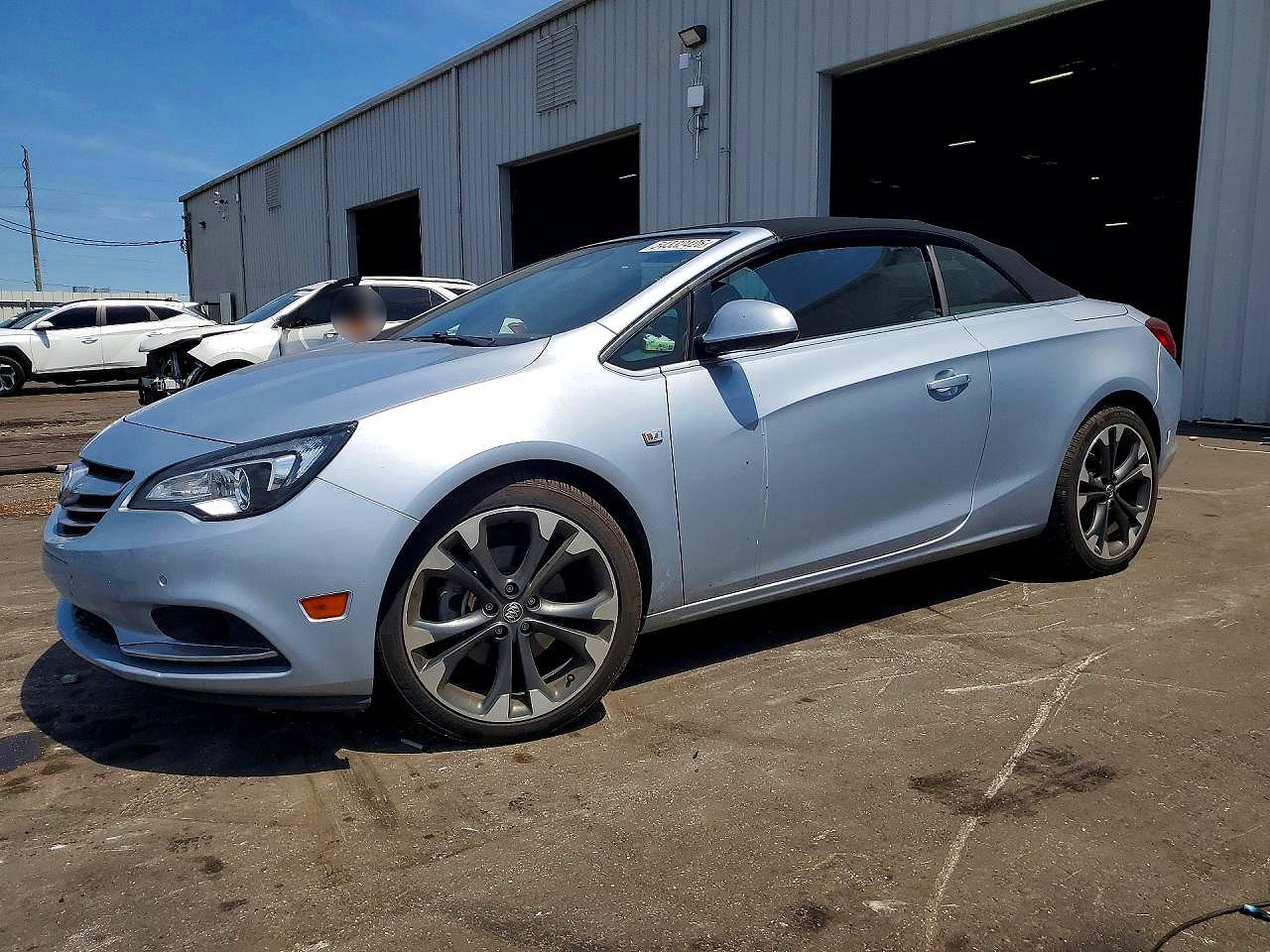 2019 Buick Cascada Premium, VIN W04WH3N5XKG381868 — Front end
