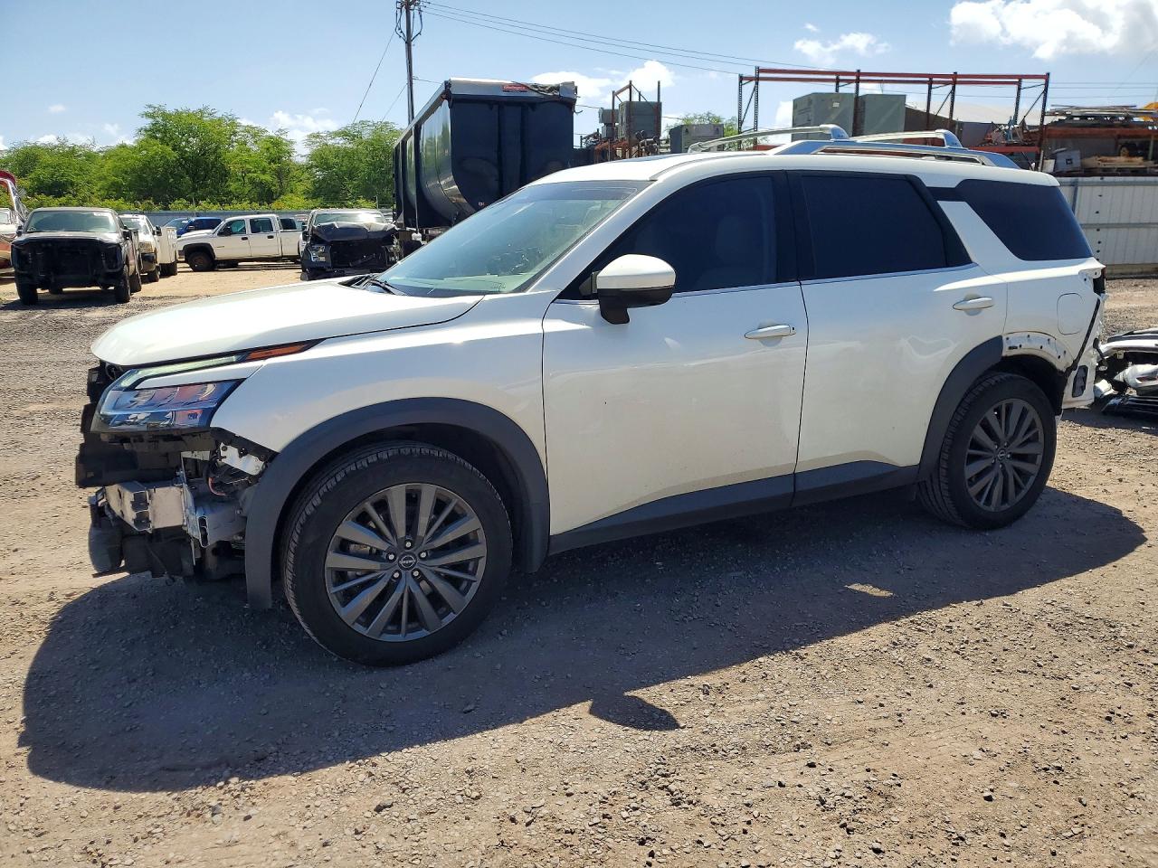 2023 Nissan Pathfinder SL, VIN 5N1DR3CB3PC218265 — Rear end