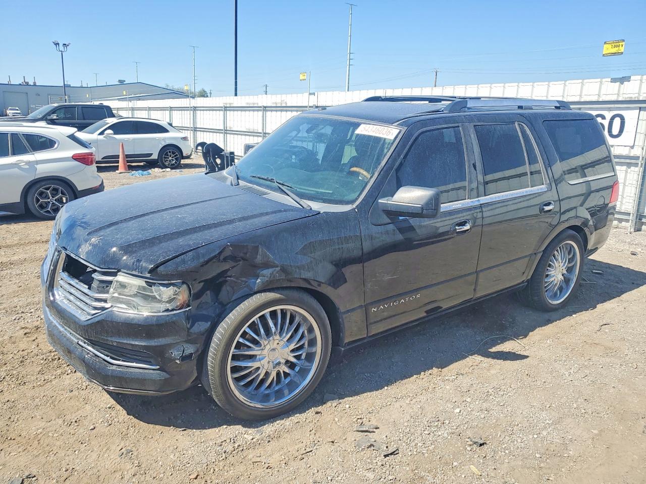 2016 Lincoln Navigator Select, VIN 5LMJJ2HT1GEL00308 — Перед
