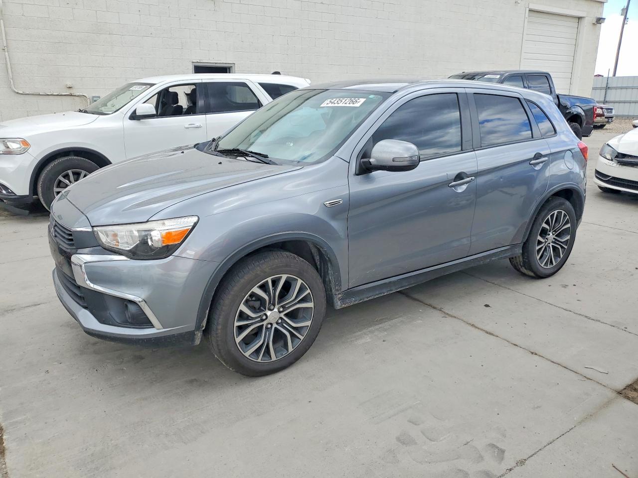 2016 Mitsubishi Outlander SE, VIN JA4AP3AW5GZ028493 — Undercarriage