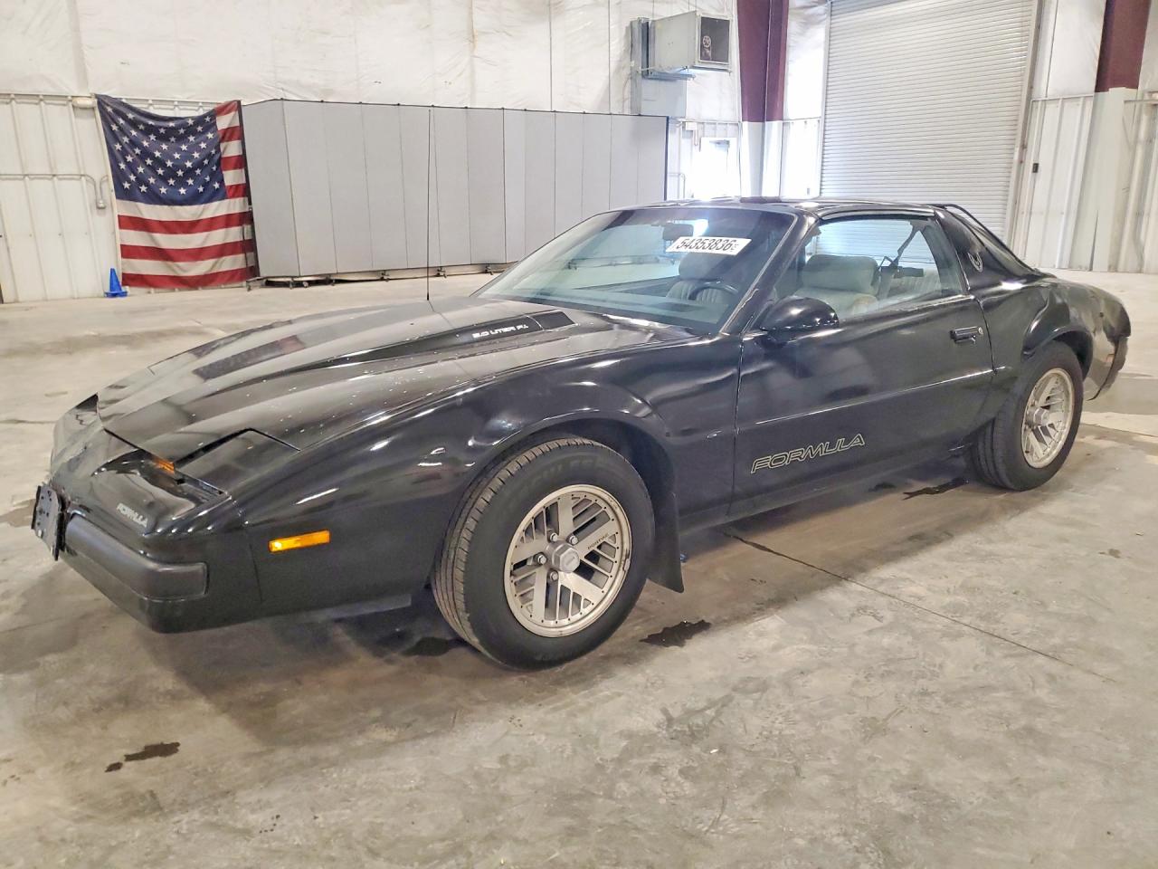 1988 Pontiac Firebird, VIN 1G2FS21E7JL205992 — Rear end