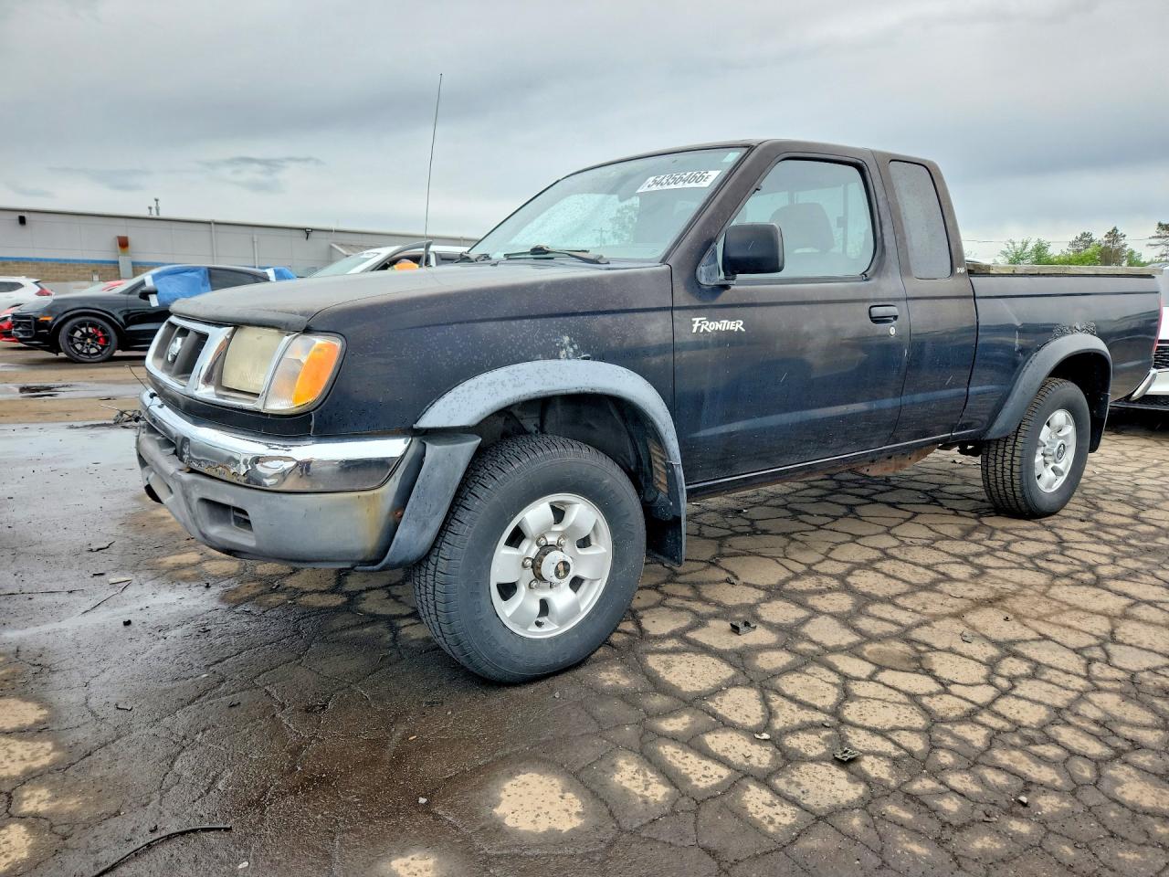 1999 Nissan Frontier XE, VIN 1N6ED26Y6XC316317 — Front end