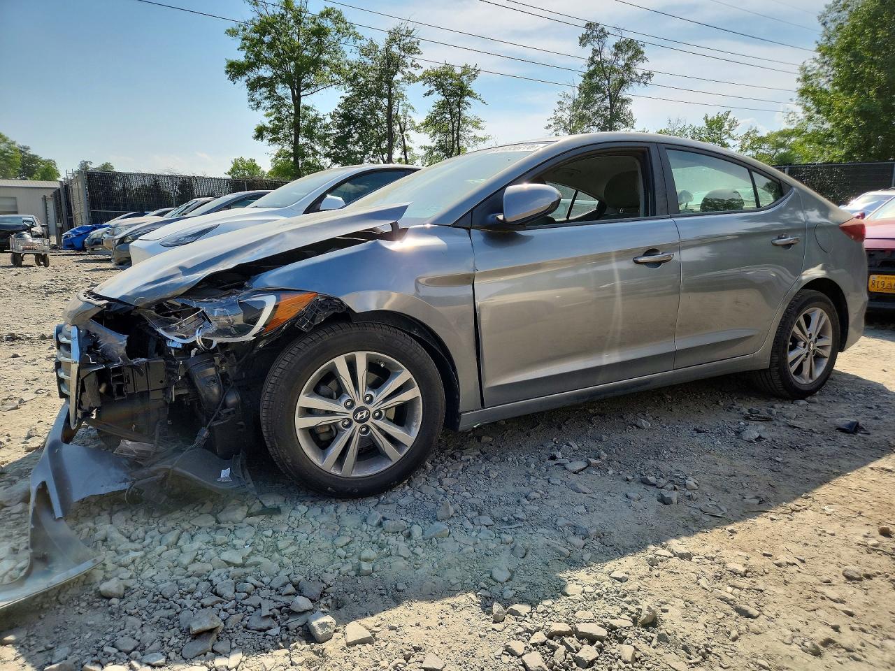 2017 Hyundai Elantra SE, VIN KMHD84LF3HU222596 — Front end