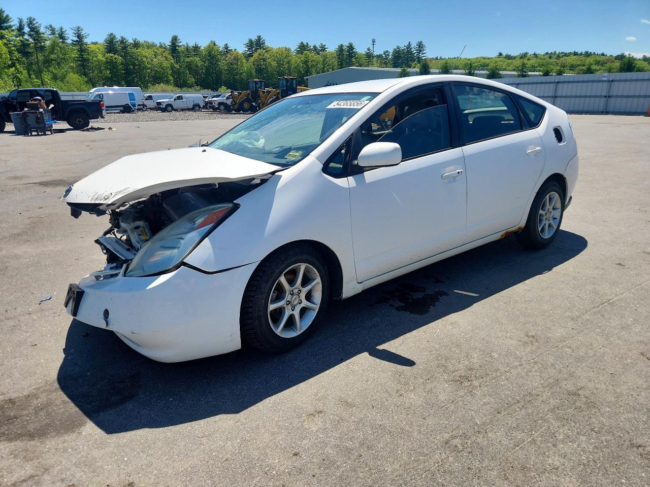 2005 Toyota Prius, VIN JTDKB20U153100275 — Front end
