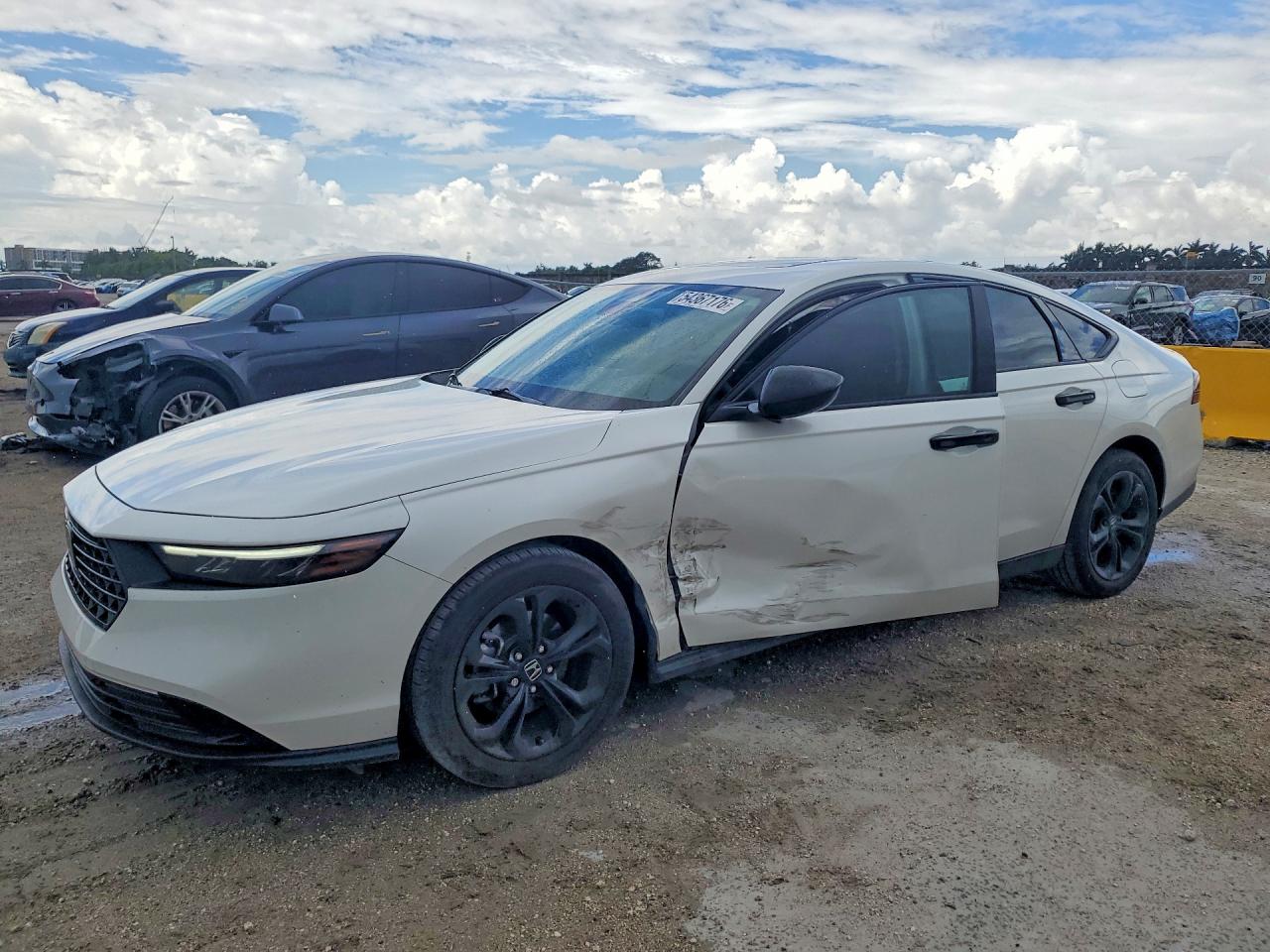 2025 Honda Accord SE, VIN 1HGCY1F42SA050967 — Side