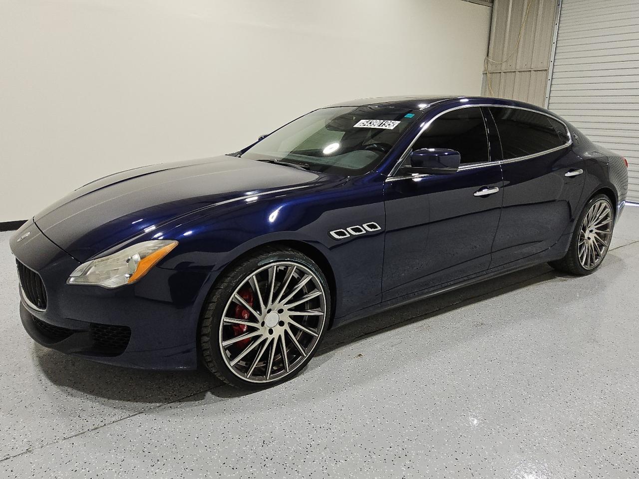 2014 Maserati Quattroporte S Q4, VIN ZAM56RRAXE1090677 — Minor dents and scratches