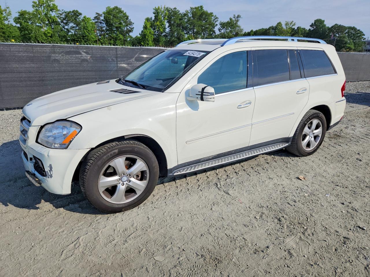 2012 Mercedes-Benz GL 450, VIN 4JGBF7BE2CA762748 — Front end