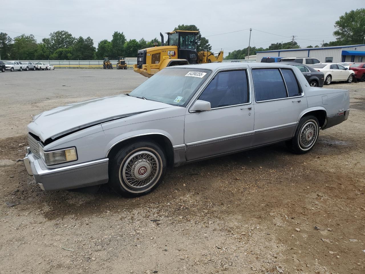 1990 Cadillac DeVille, VIN 1G6CD5335L4264884 — Front end