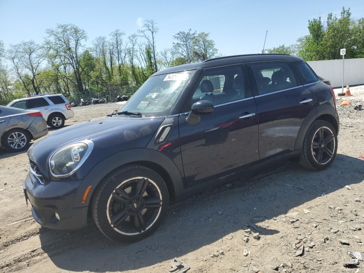 2015 MINI Countryman S, VIN WMWZC3C52FWT05882 — Side