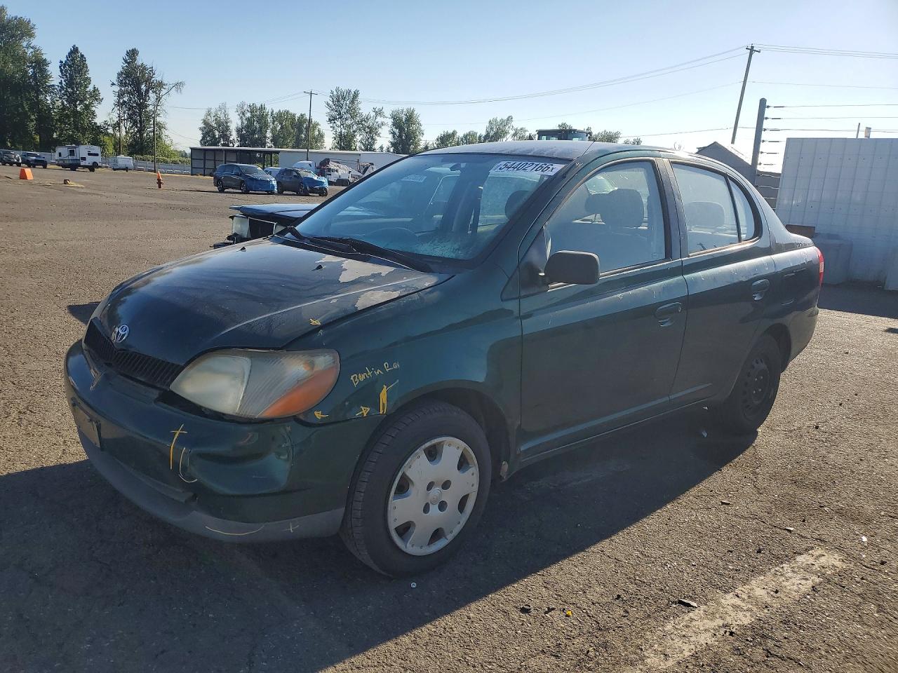 2001 Toyota ECHO, VIN JTDBT123710167406 — Перед