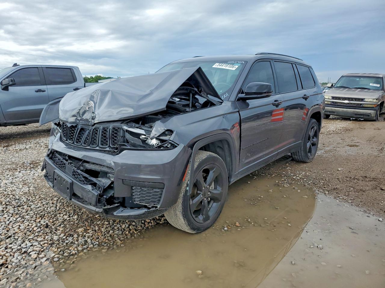 2021 Jeep Grand Cherokee Altitude, VIN 1C4RJJAG6M8176001 — Front end