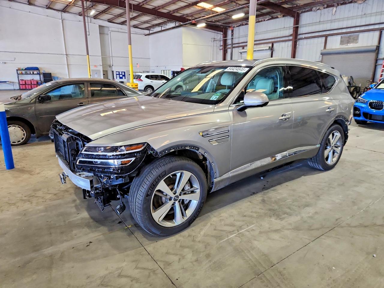 2024 Genesis GV80, VIN KMUHBDSB7RU182026 — Front end