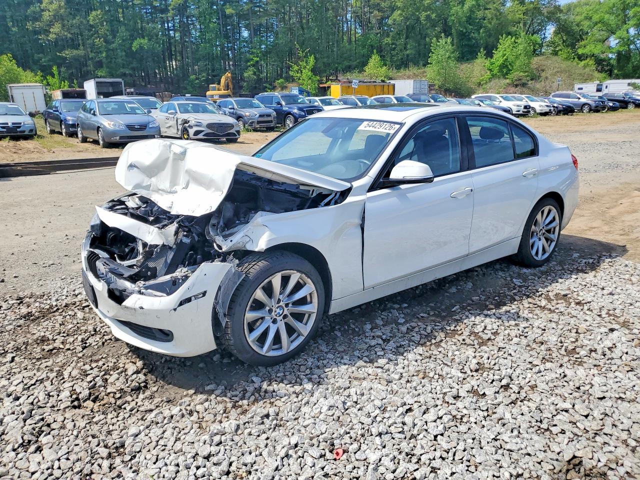 2015 BMW 3 Series 320i xDrive, VIN WBA3C3G53FNT53137 — Front end