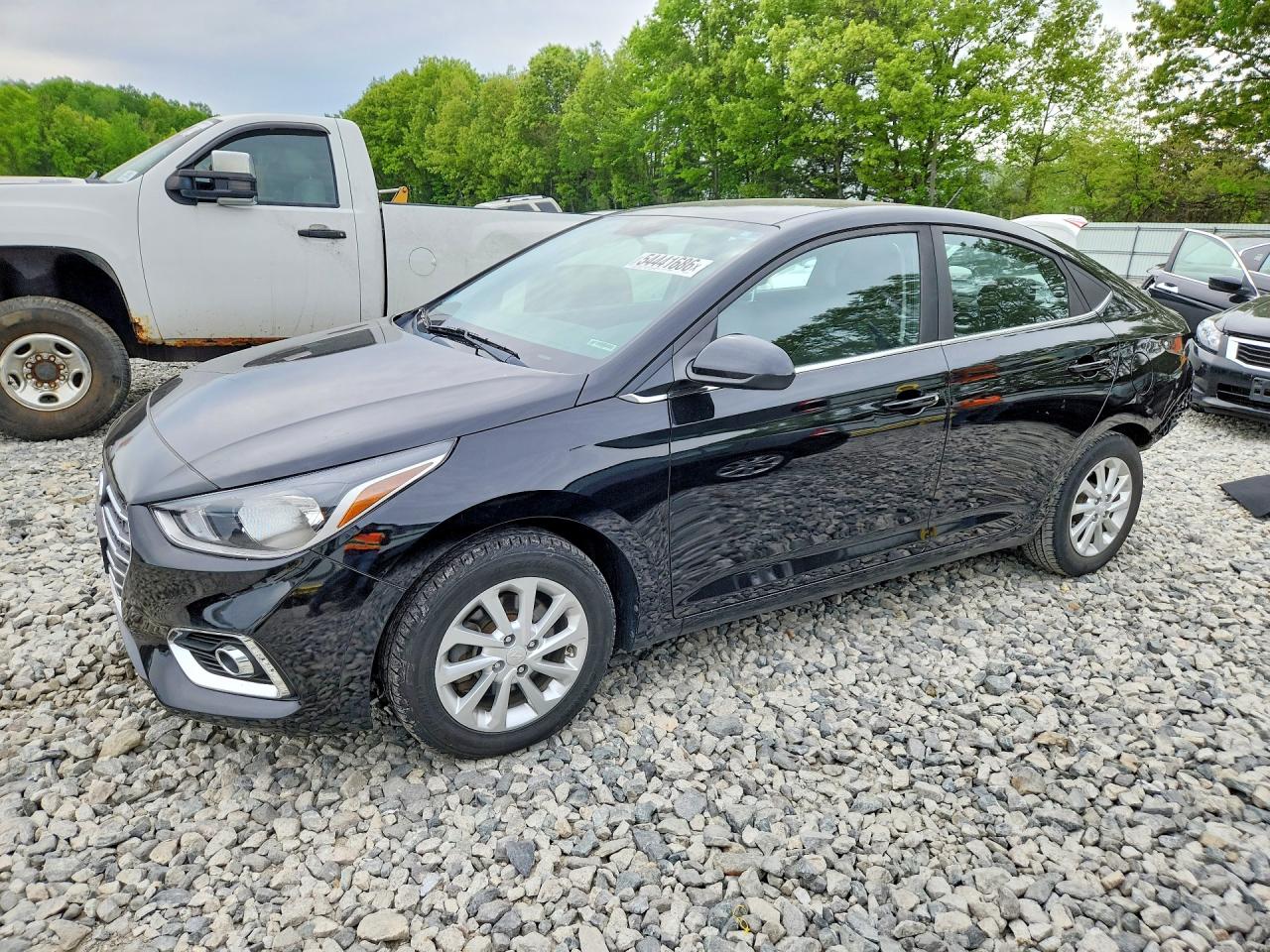 2019 Hyundai Accent SE, VIN 3KPC24A38KE046905 — Rear end