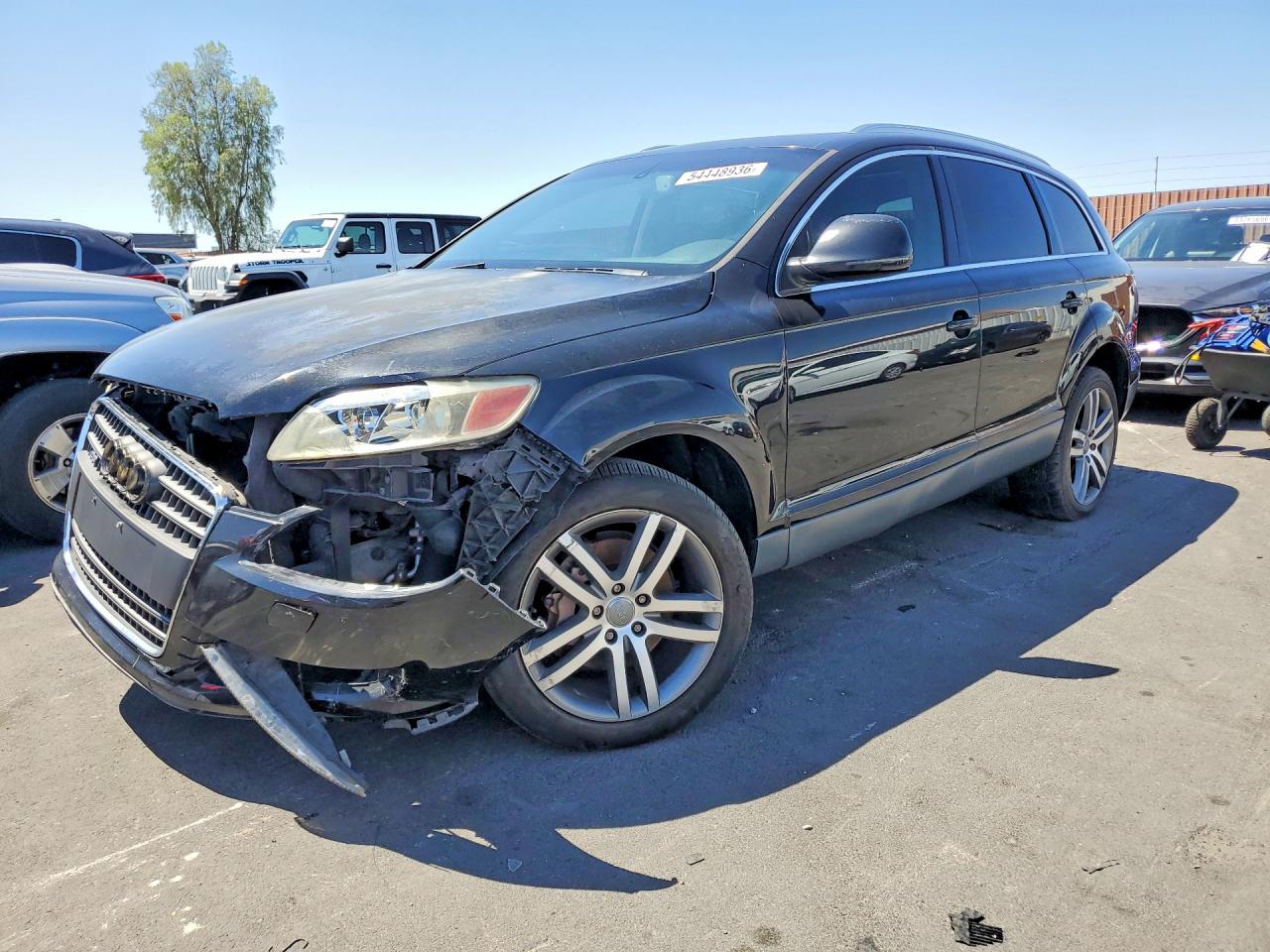 2008 Audi Q7 Premium, VIN WA1BV74L88D064289 — Перед