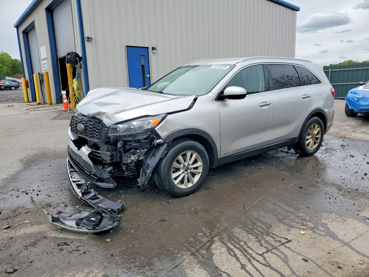 2019 Kia Sorento LX, VIN 5XYPGDA36KG597498 — Front end