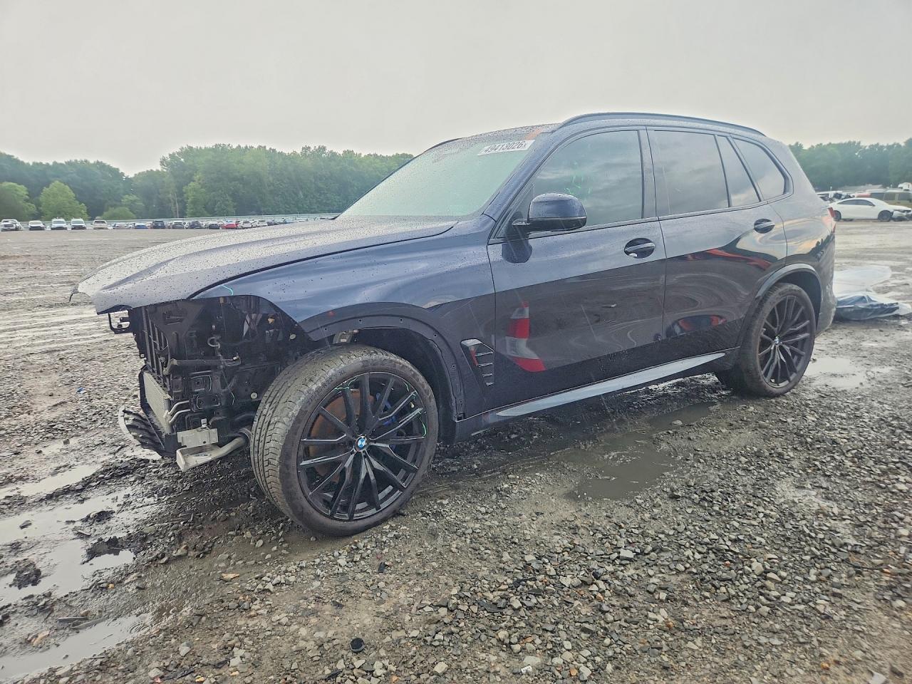 2025 BMW X5 xDrive40i, VIN 5UX23EU02S9X71287 — Перед