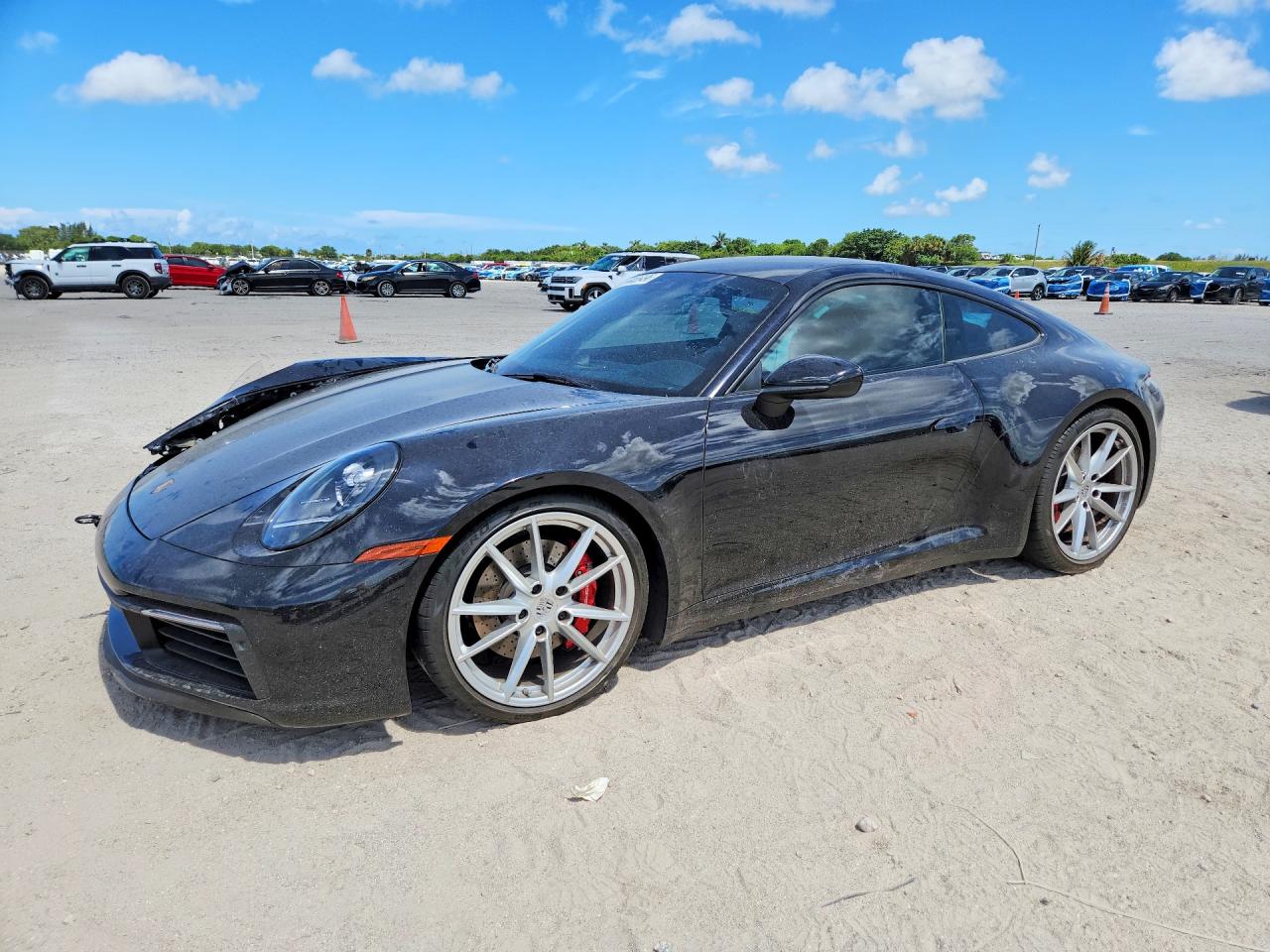 2022 Porsche 911 Carrera S, VIN WP0AB2A94NS220776 — Side