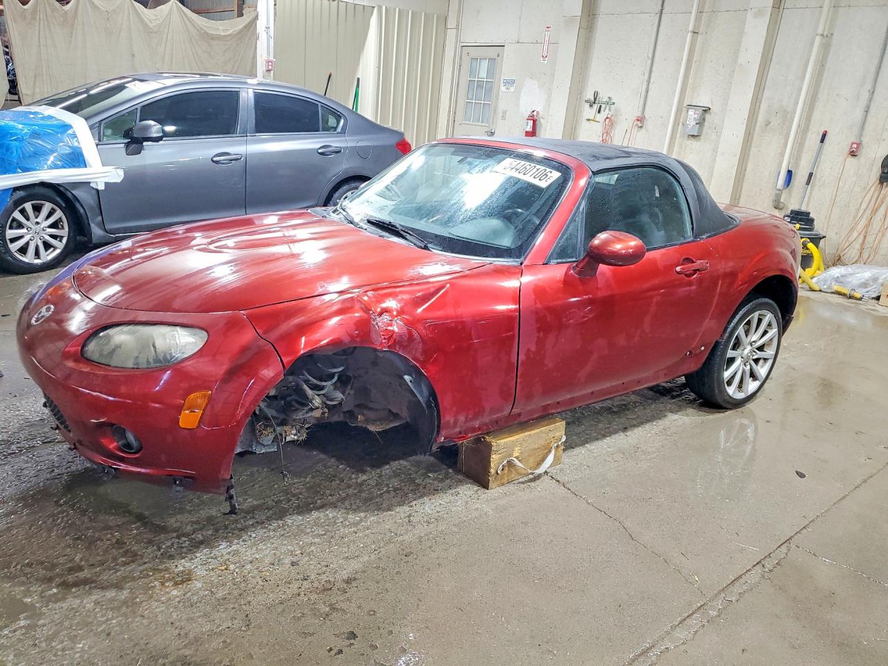2008 Mazda MX-5 Miata Touring, VIN JM1NC25F880146115 — Front end