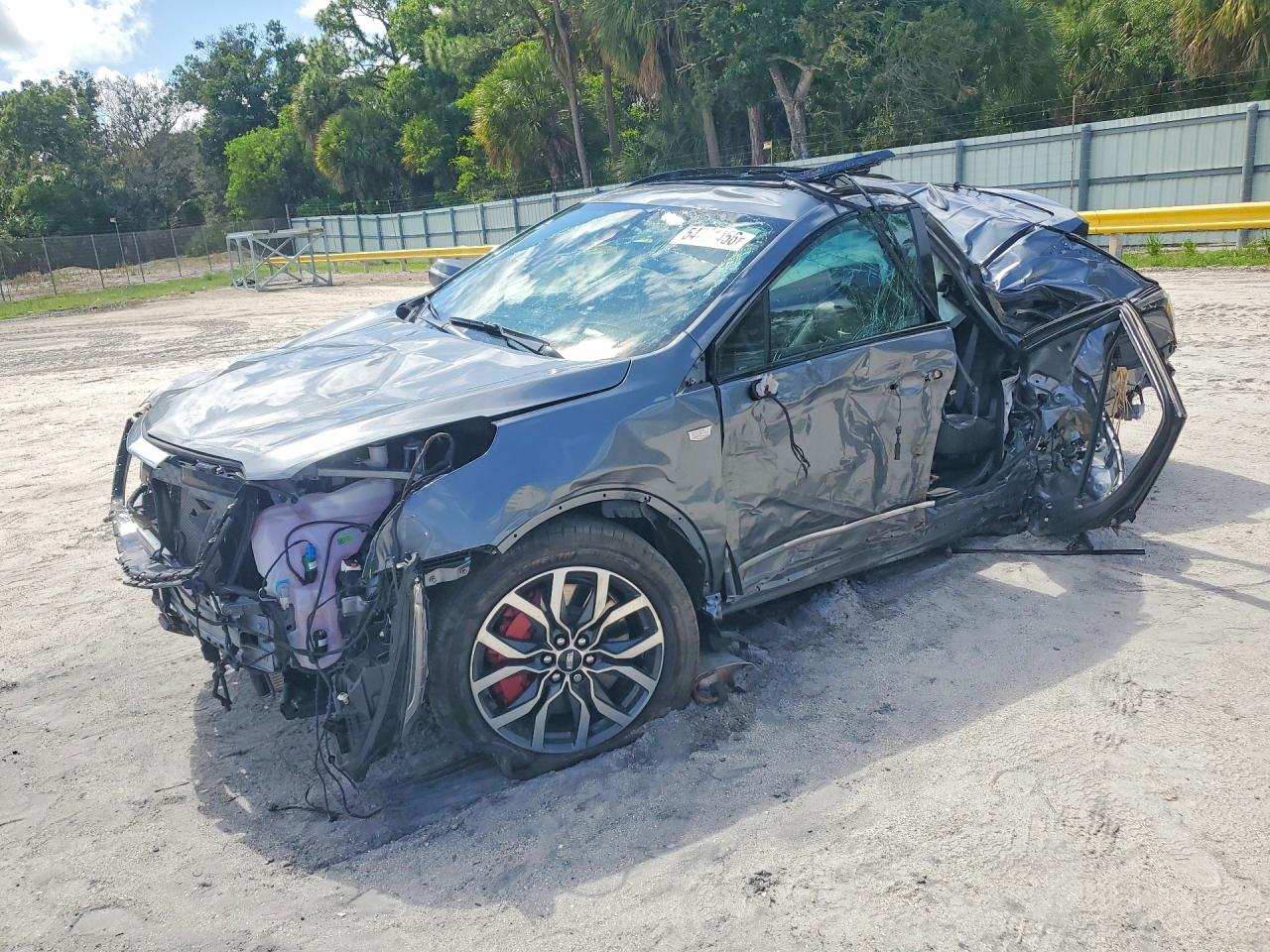 2022 Cadillac XT5 AWD Sport, VIN 1GYKNHRS4NZ141292 — Rollover