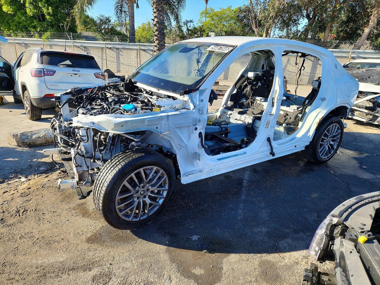 2024 Maserati Grecale GT, VIN ZN6PMDAA9R7458818 — Stripped