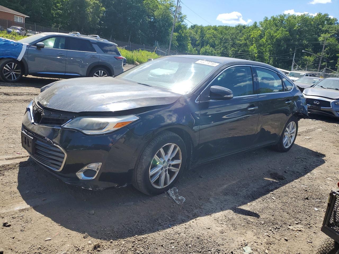 2014 Toyota Avalon XLE Touring, VIN 4T1BK1EB0EU132982 — Rear end