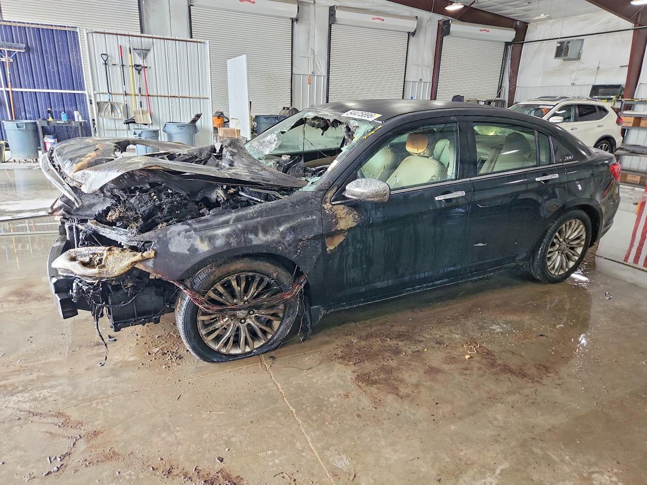 2011 Chrysler 200 Limited, VIN 1C3BC2FB6BN542928 — Burn