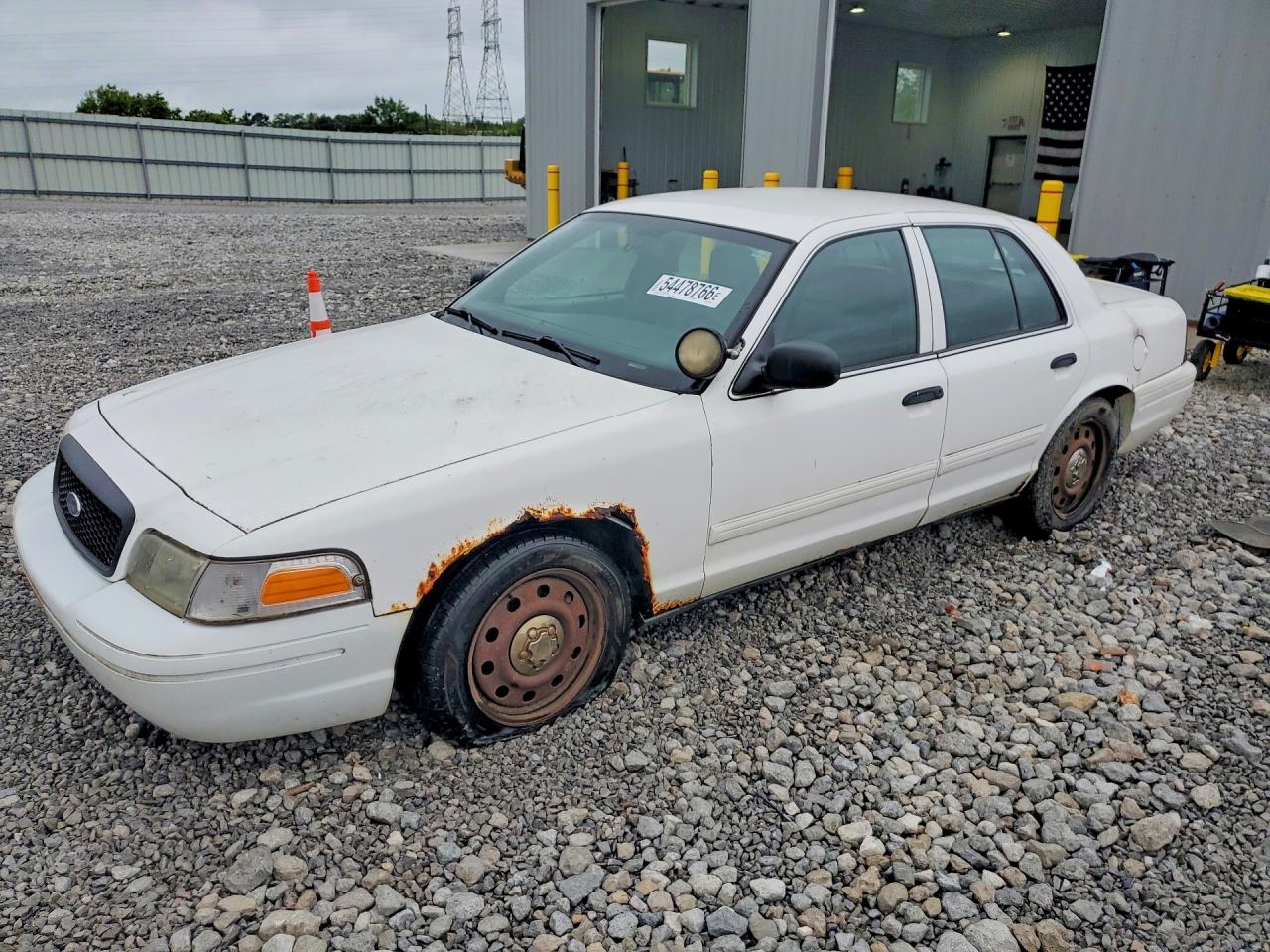 2009 Ford Police Interceptor, VIN 2FAHP71V09X143438 — Normal wear