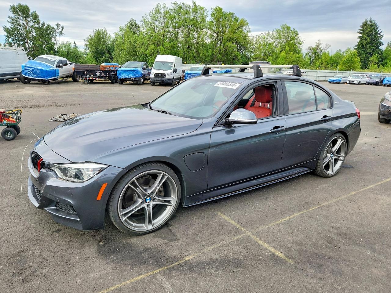 2017 BMW 3 Series 330e, VIN WBA8E1C53HK895384 — Front end