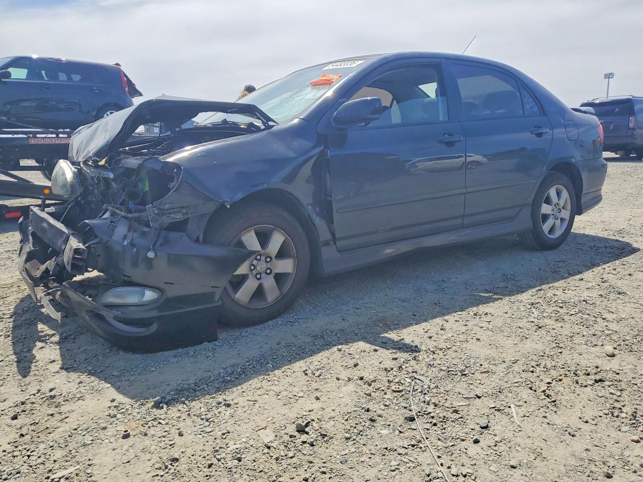 2007 Toyota Corolla CE, VIN 1NXBR32EX7Z878848 — Front end