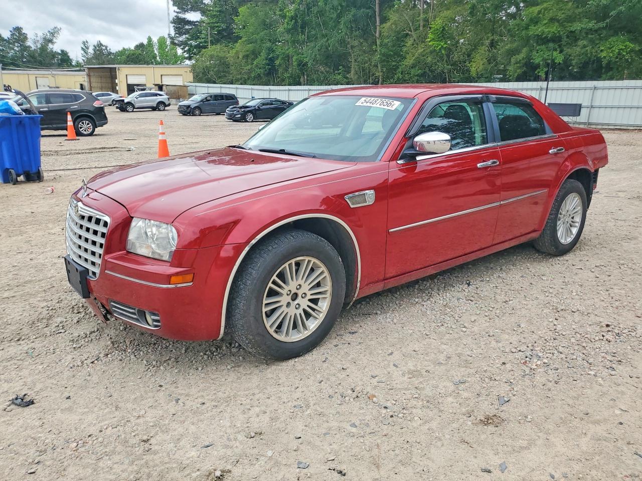 2010 Chrysler 300 Touring, VIN 2C3CA5CV0AH325702 — Зад