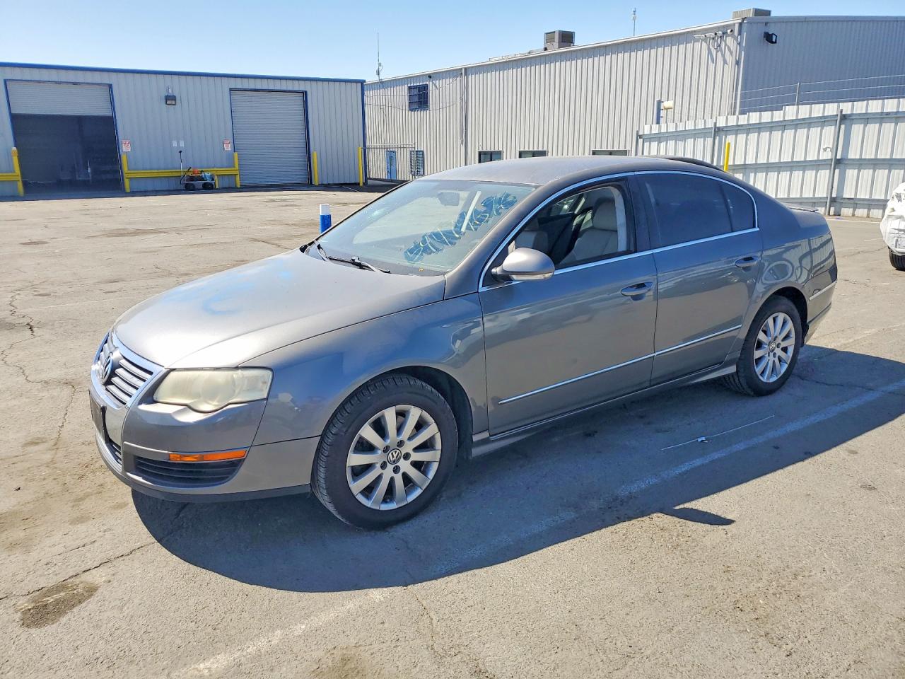 2008 Volkswagen Passat Turbo, VIN WVWJK73C58P104550 — Vandalism
