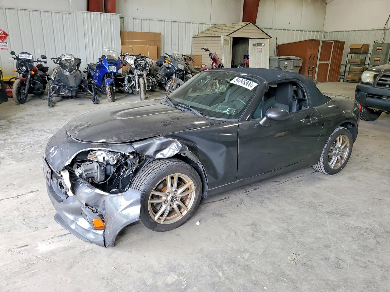 2014 Mazda MX-5 Miata Sport, VIN JM1NC2JF0E0235372 — Front end