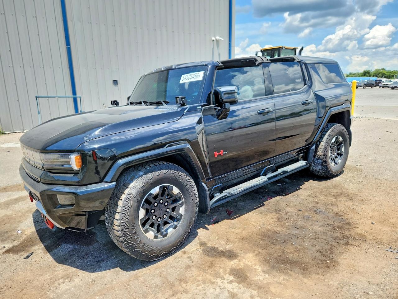 2024 GMC Hummer EV 3X, VIN 1GKB0RDC0RU105665 — Vandalism