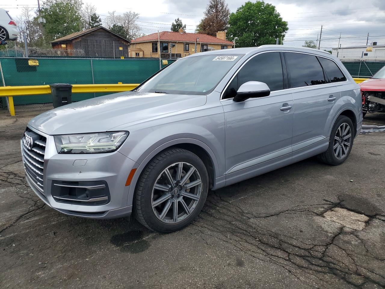 2018 Audi Q7 Prestige, VIN WA1VABF70JD008218 — Side