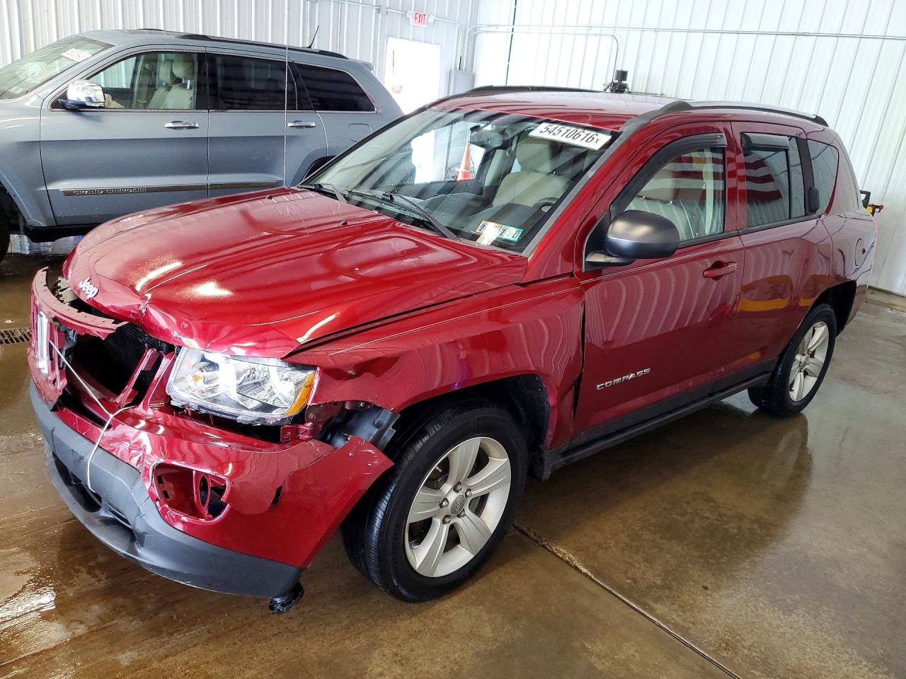 2012 Jeep Compass Latitude, VIN 1C4NJDEB7CD525624 — Front end