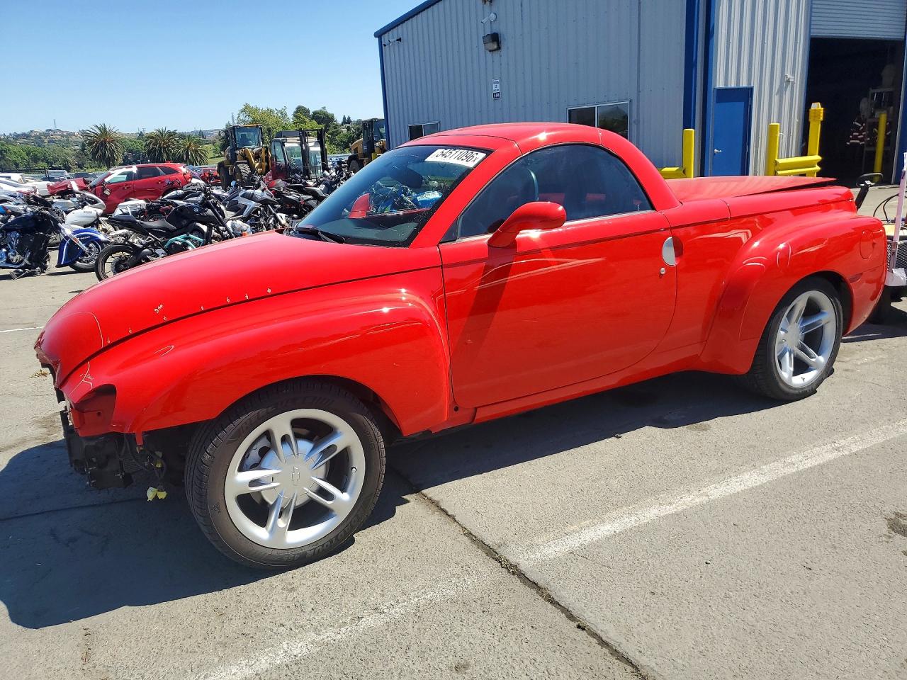 2004 Chevrolet SSR LS, VIN 1GCES14P34B104232 — Front end