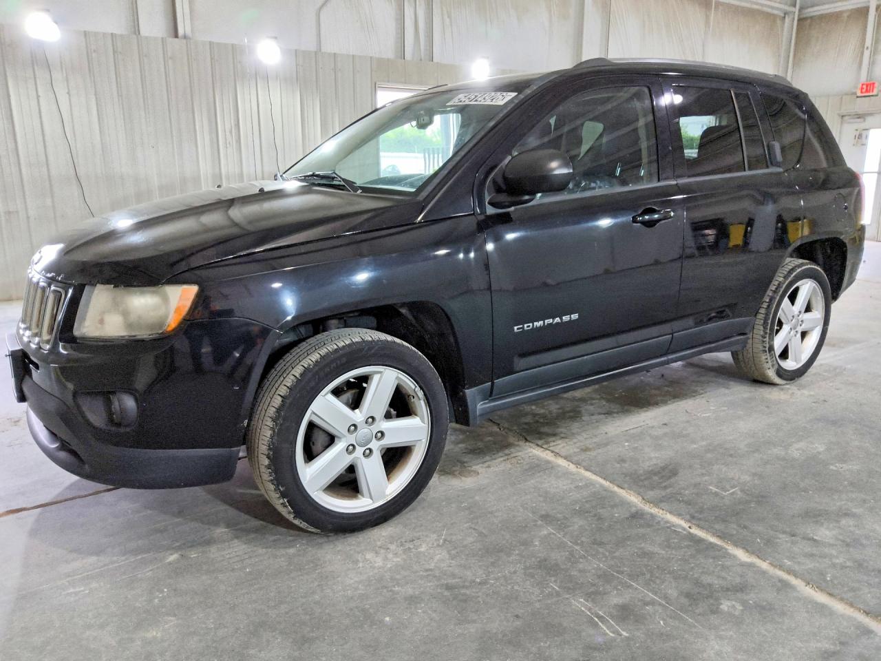 2012 Jeep Compass Limited, VIN 1C4NJCCB4CD718956 — Side