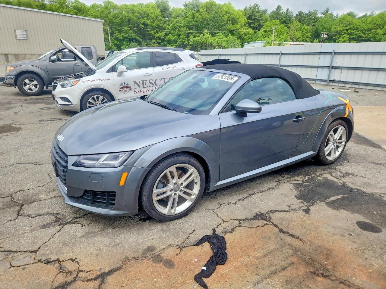 2017 Audi TT Roadster, VIN TRUT5CFV9H1002778 — Зад