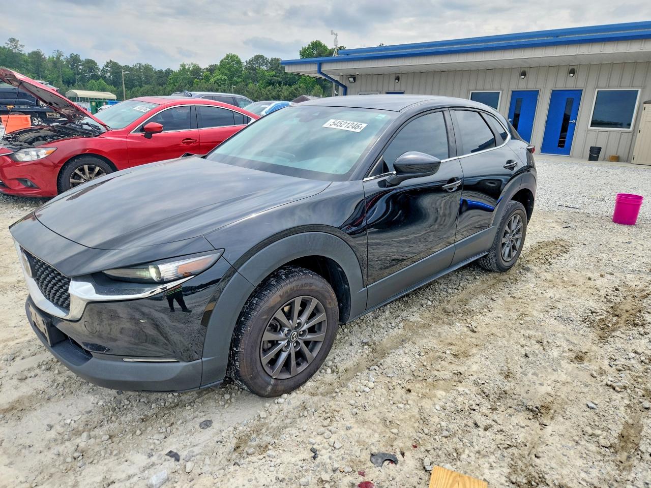 2021 Mazda CX-30 S, VIN 3MVDMAAL7MM227854 — Front end