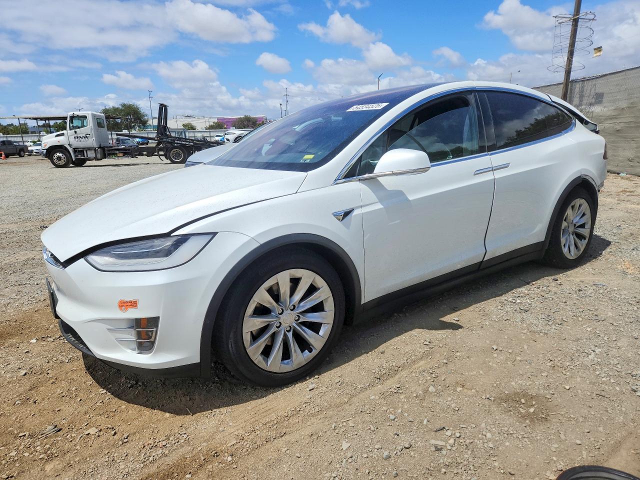 2020 Tesla Model X Long Range, VIN 5YJXCAE20LF238426 — Rear end