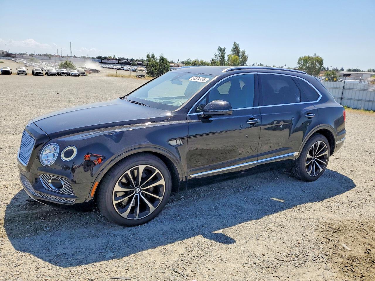 2017 Bentley Bentayga W12, VIN SJAAC2ZV5HC016003 — Vandalism