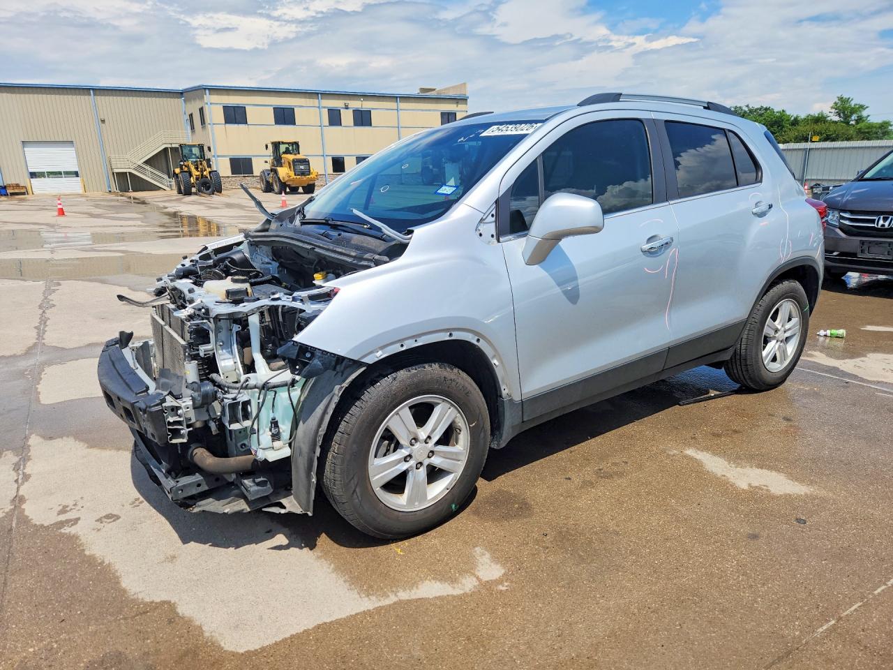 2020 Chevrolet Trax LT, VIN 3GNCJLSB0LL326826 — Front end